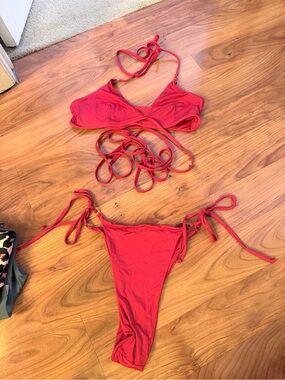 Source Unknown Red Tie-Side Women's Bikini Set